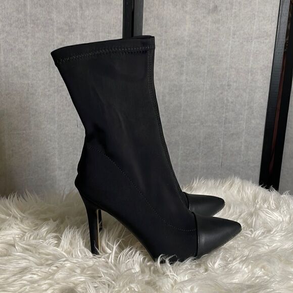 Black,  leather toe,  sock booties size 8. NWOT - Picture 3 of 7